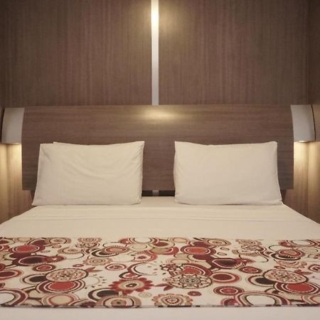 Sueds Plaza Hotel ปอร์โตเซกูโร ภายนอก รูปภาพ
