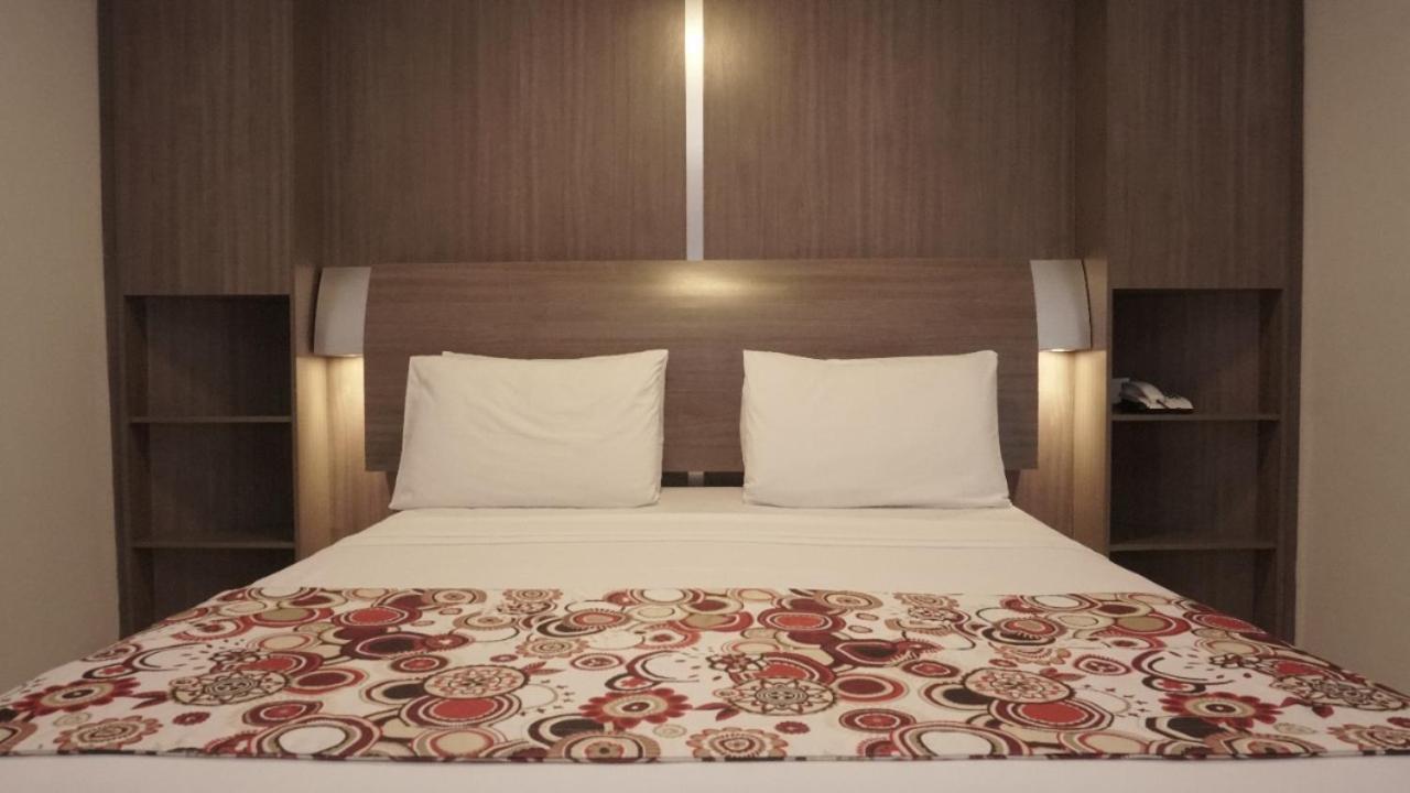 Sueds Plaza Hotel ปอร์โตเซกูโร ภายนอก รูปภาพ
