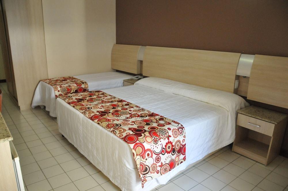 Sueds Plaza Hotel ปอร์โตเซกูโร ภายนอก รูปภาพ