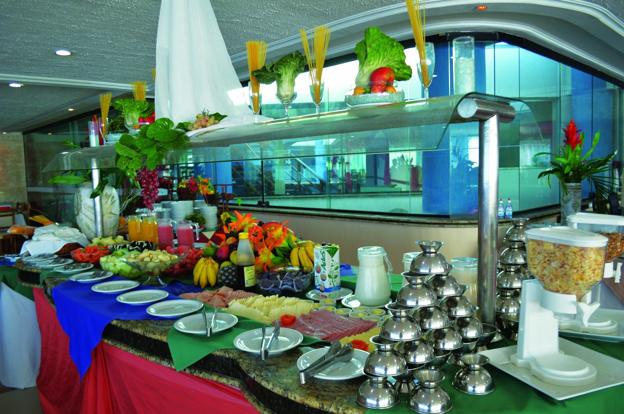 Sueds Plaza Hotel ปอร์โตเซกูโร ภายนอก รูปภาพ